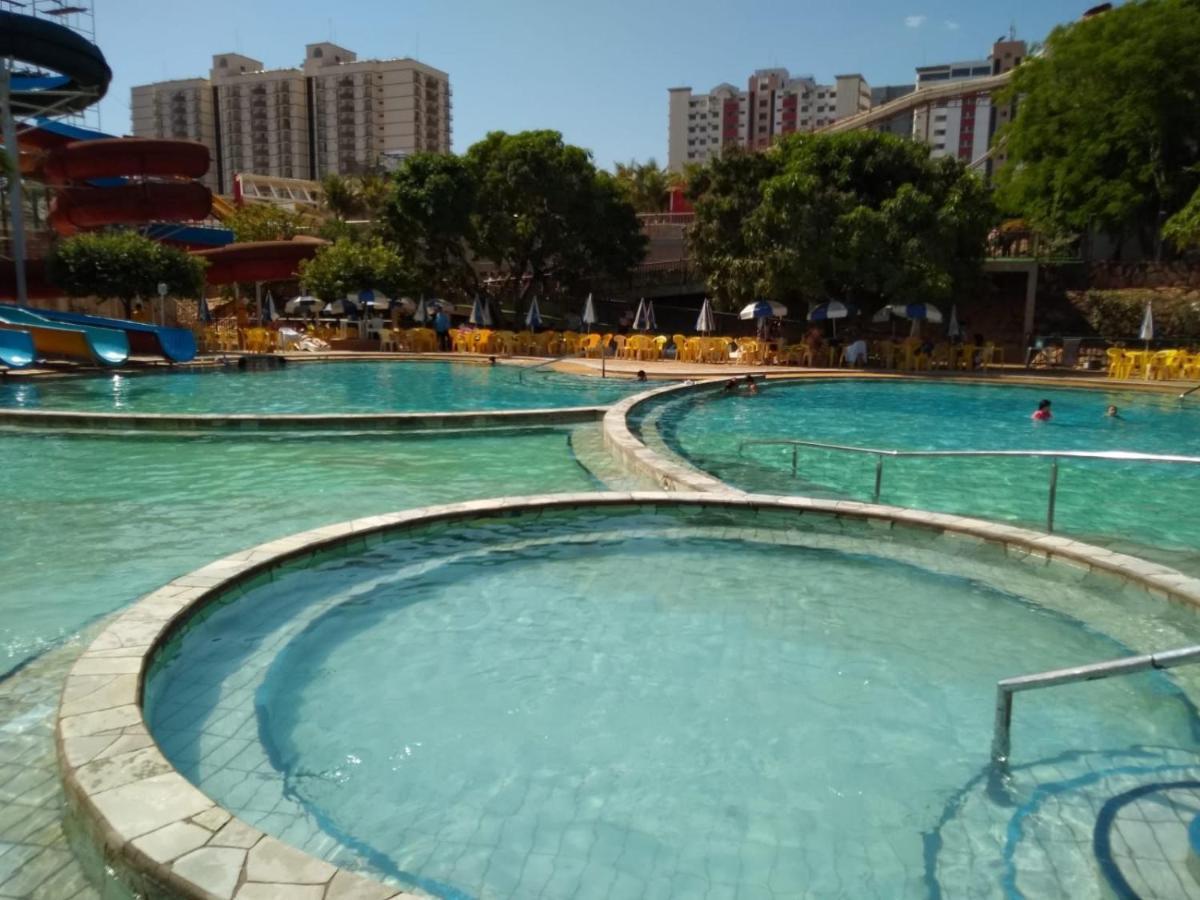 Piazza Diroma Βίλα Caldas Novas Εξωτερικό φωτογραφία